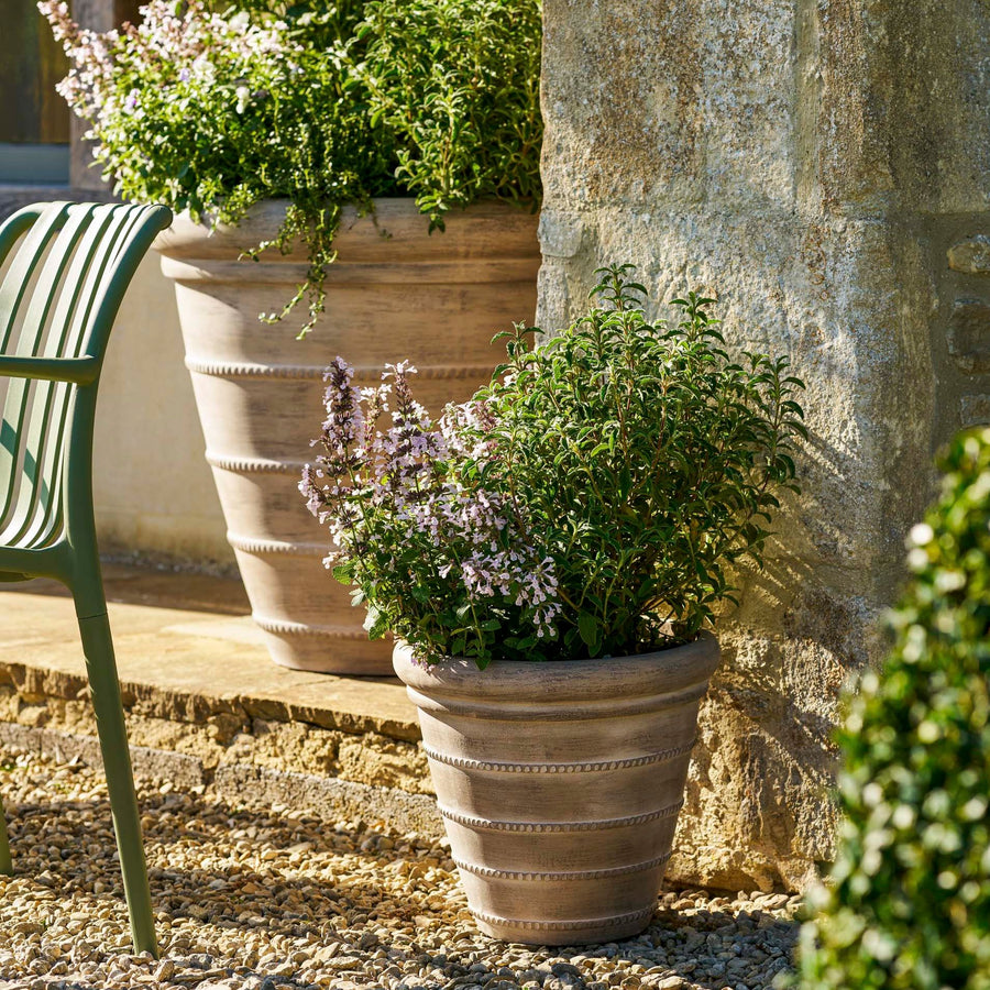 Garden Trading Evenlode 36cm Washed Terracotta Planter