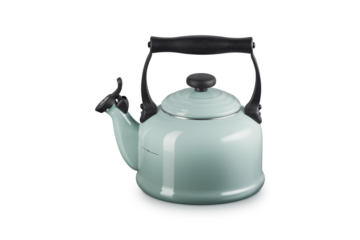 Le Creuset Traditional Kettle 2.1L Sea Salt