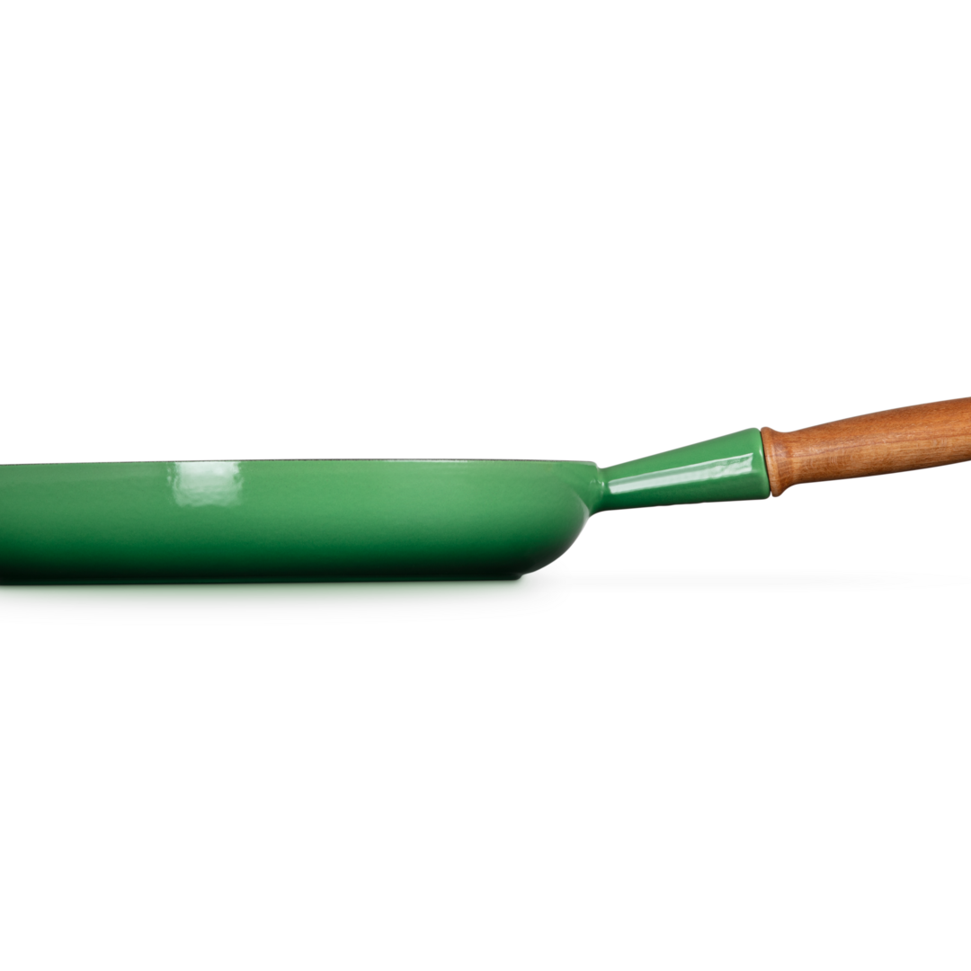 Le Creuset Signature Cast Iron Frying Pan with Wooden Handle 28cm Bamboo