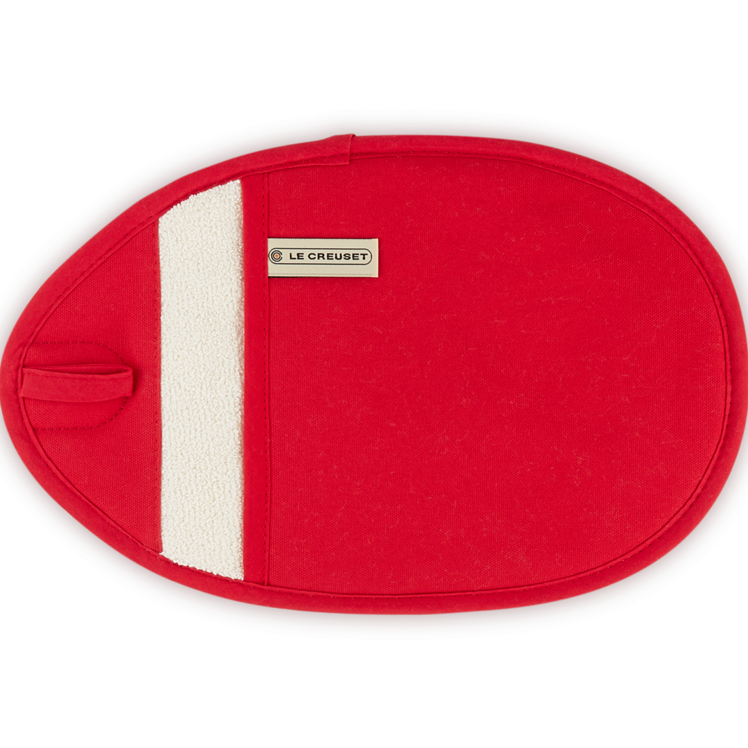 Le Creuset Oval Pot Holder Red