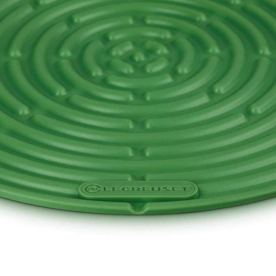 Le Creuset Round Cool Tool Bamboo