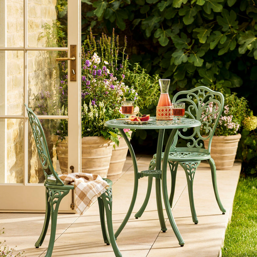 Garden Trading Watemoor Thistle Green Bistro Set