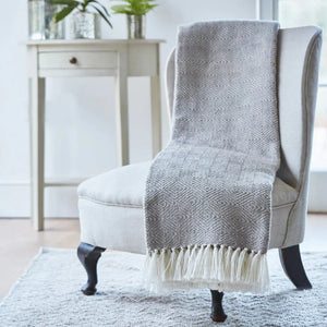 Weaver Green Chinchilla Diamond Blanket