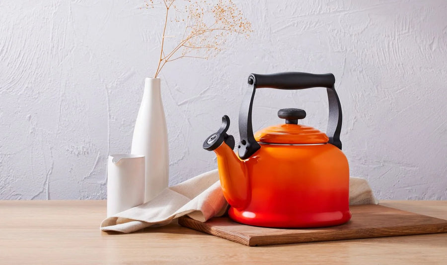 Le Creuset Traditional Kettle 2.1L Volcanic