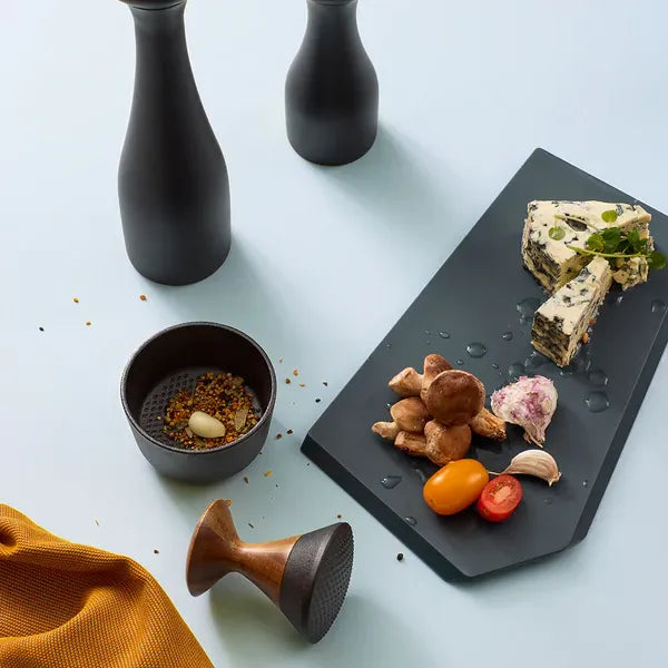 CrushGrind® Lyon 30cm Beech Black Mill