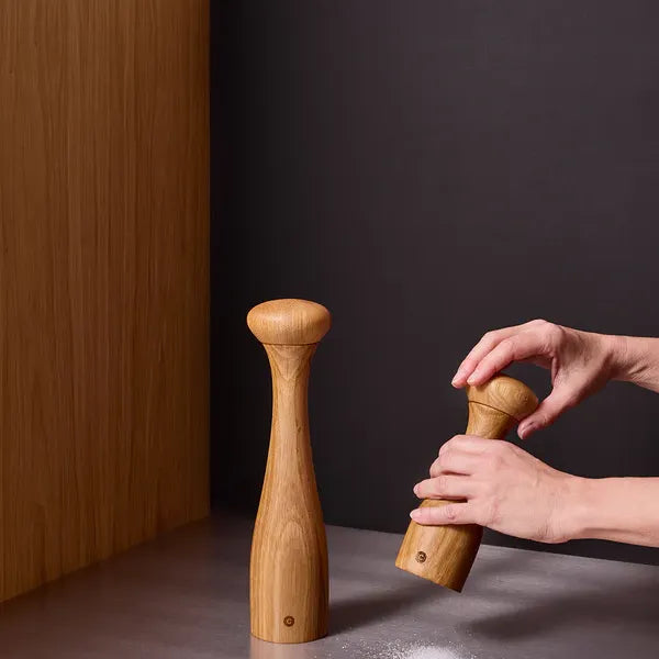 CrushGrind® Lyon 30cm Oak Mill