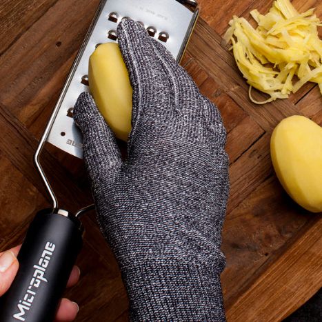 Microplane Cut Resistant Glove