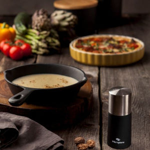 Microplane Black & Stainless Spice Grinder