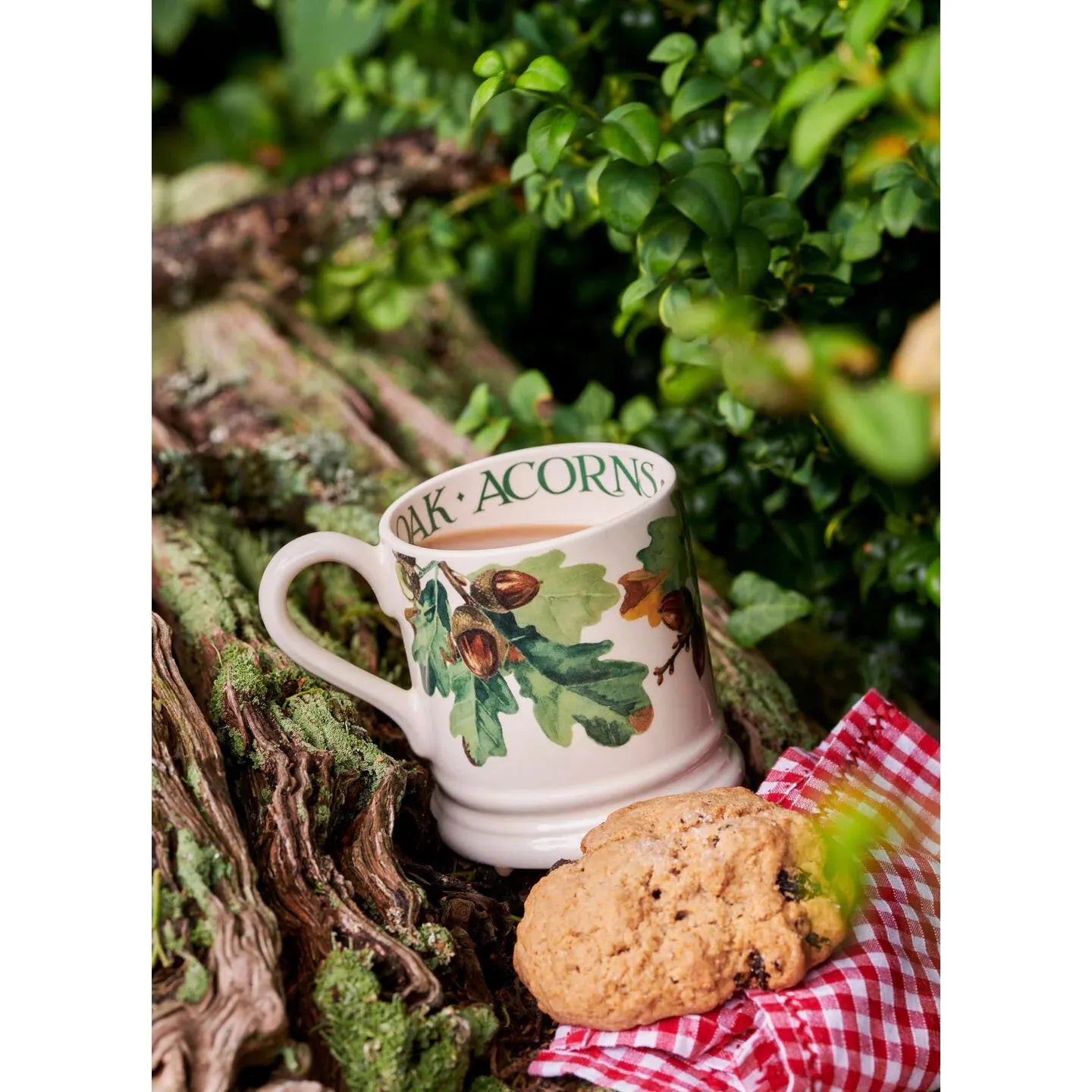 Emma Bridgewater Oak & Acorn Half Pint Mug