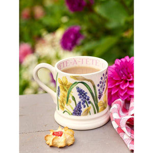 Emma Bridgewater Tete-a-tete & Grape Hyacinth Half Pint Mug