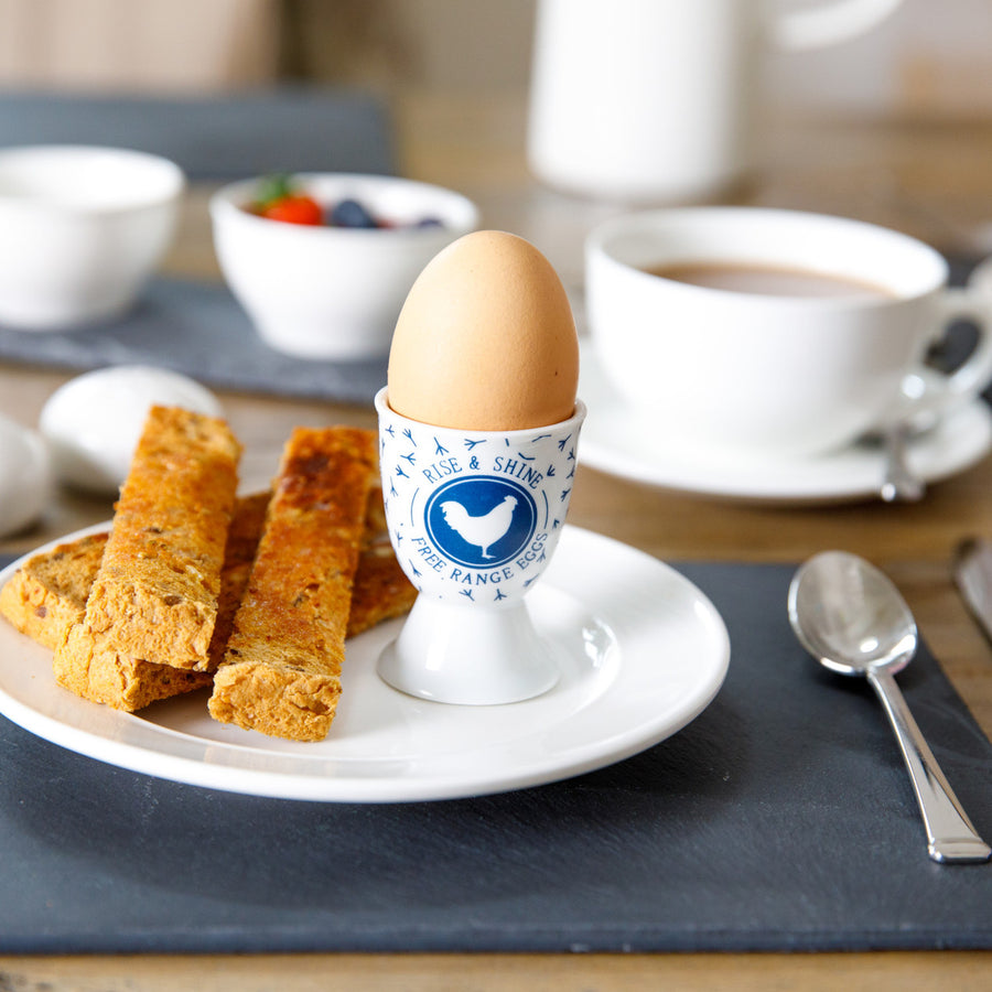 KitchenCraft Traditional Blue Hen Porcelain Egg Cup