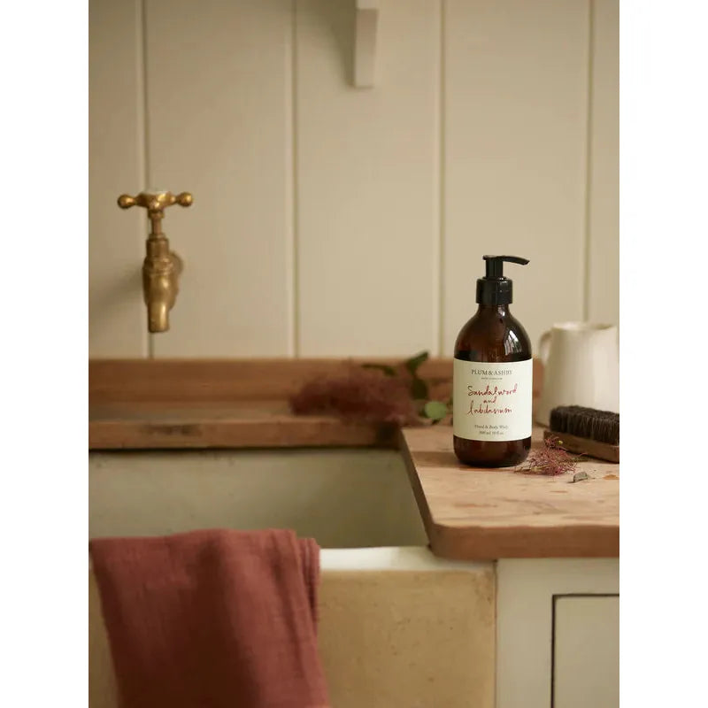 Plum & Ashby Sandalwood & Labdanum Hand Wash