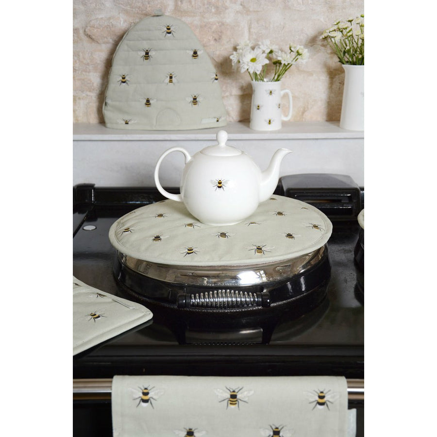 Sophie Allport Bees Hob Cover